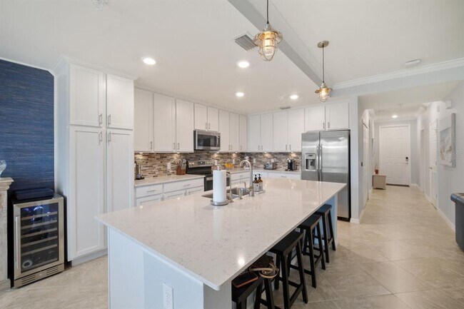 Building Photo - 910 Tidewater Shores Loop