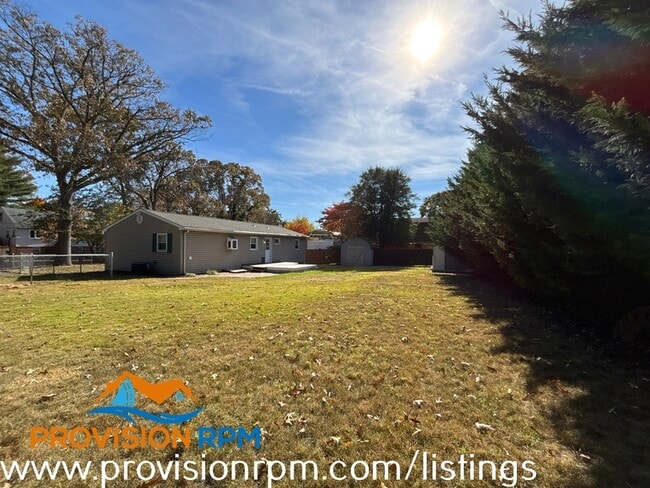 Building Photo - 322 Creek Blvd