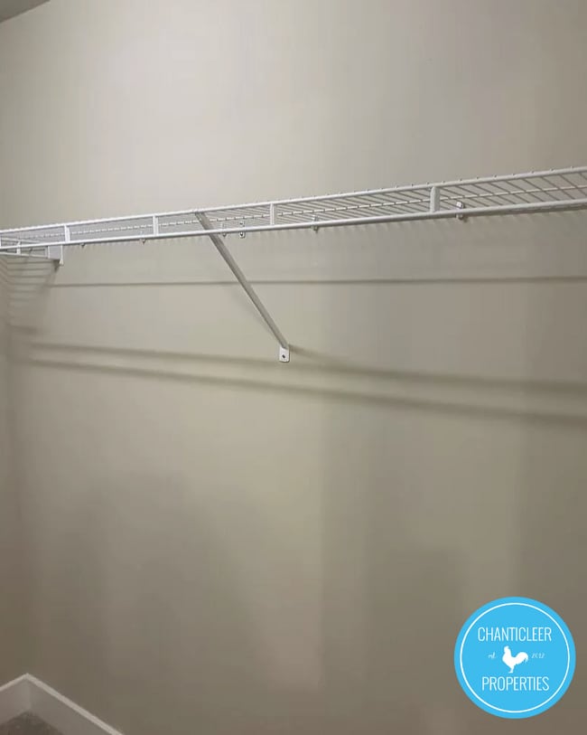 Building Photo - 1745 Eastfall St