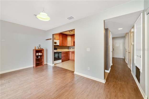 Building Photo - 5647 Royal Pine Blvd