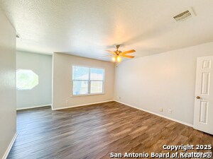 Building Photo - 115 McLennan Oak