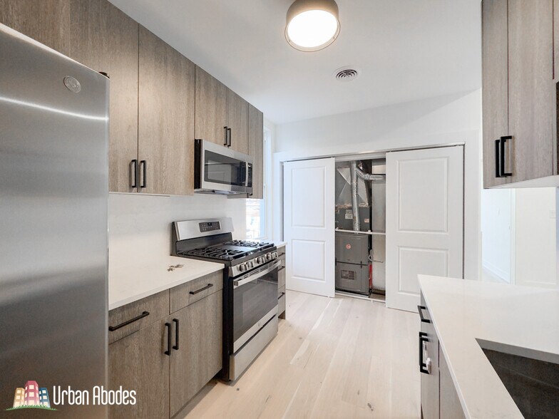 Building Photo - 2129 N Bingham St