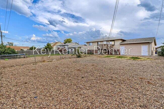 Building Photo - 7956 Patricia Dr