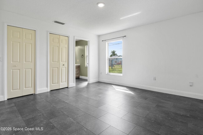 Building Photo - 1091 Slocum St NW