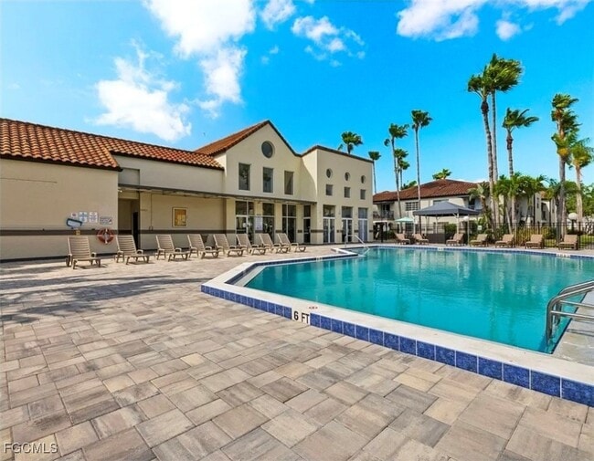 Building Photo - 3419 Winkler Ave