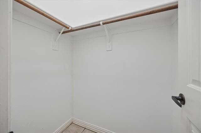 Building Photo - 2153 Parkview