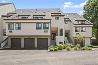 Building Photo - 79 Harbor Dr