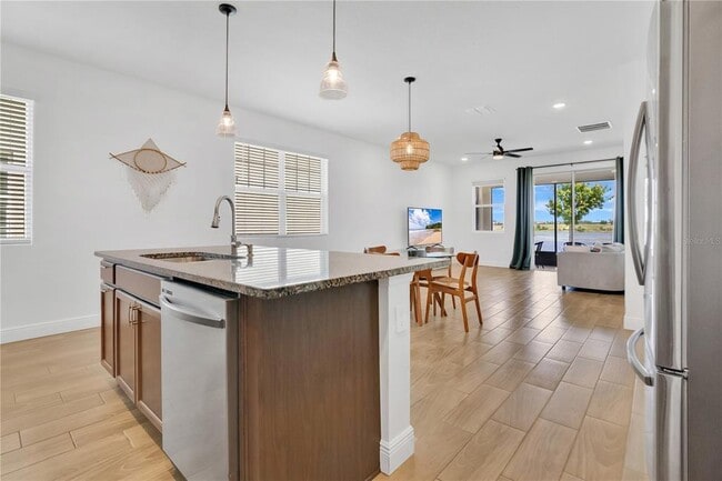 Building Photo - 3280 Canna Lily Pl