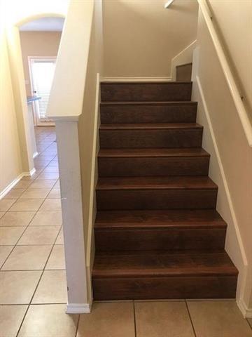 Building Photo - 9801 Tyler Dr