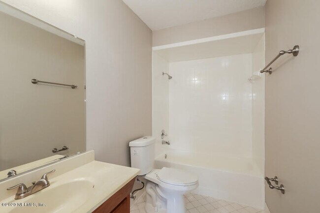 Building Photo - 301 North St