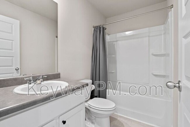 Building Photo - 2182 River Park Ct