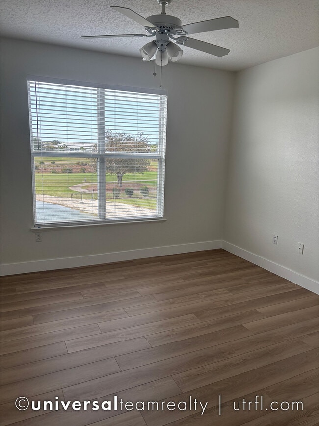 Building Photo - 11510 Villa Grand