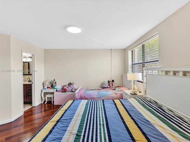 Building Photo - 10241 NW 9th St Cir