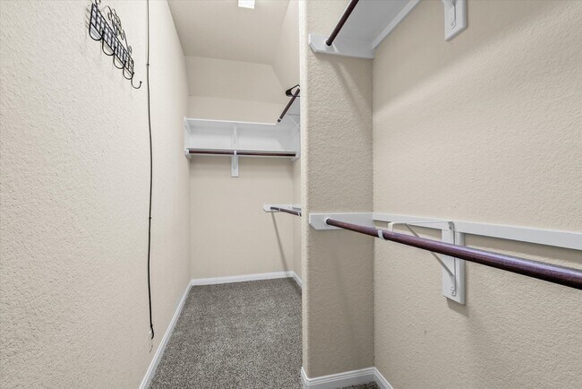 Building Photo - 4519 Countrymeadows Dr