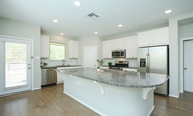 Building Photo - 177 Emory Birch