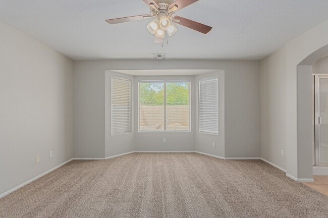 Building Photo - 11914 N 150th Ln