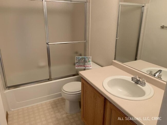 Building Photo - 5820 Corinth Dr