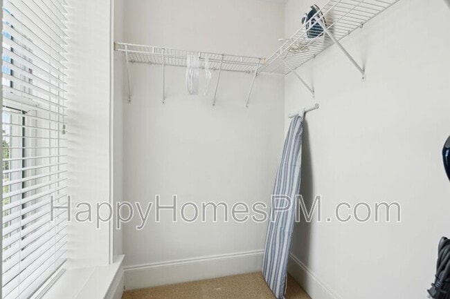 Building Photo - 728 S Shelmore Blvd