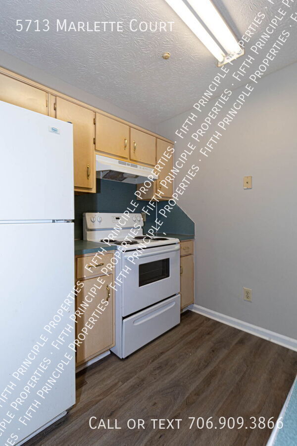 Building Photo - 5713 Marlette Ct