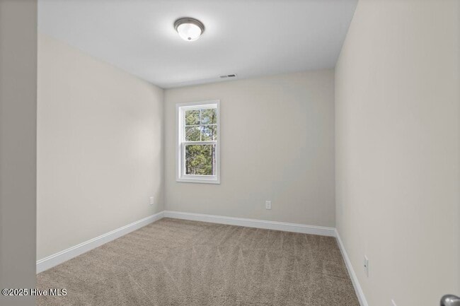 Building Photo - 345 S Stingray Ln