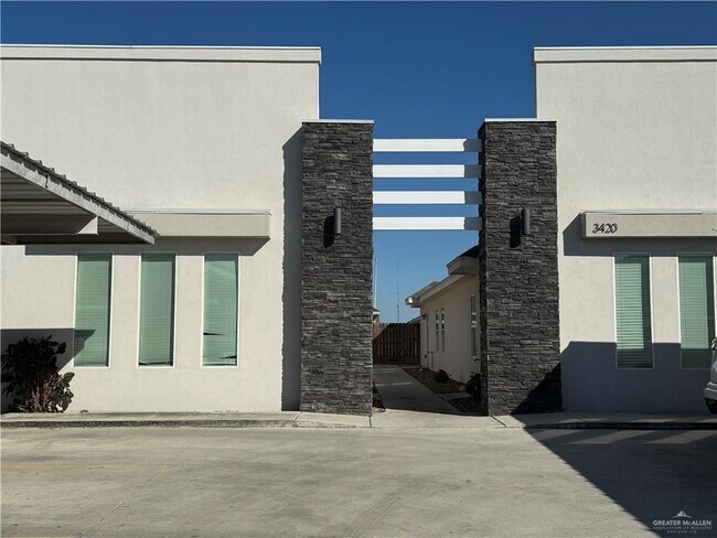 Building Photo - 34 Golden Nugget