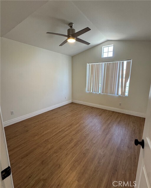 Building Photo - 3036 Fairgreen Ln