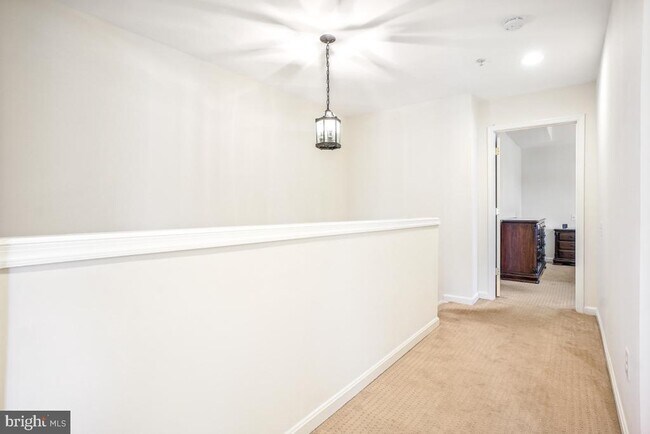 Building Photo - 2516 Blueridge Ave