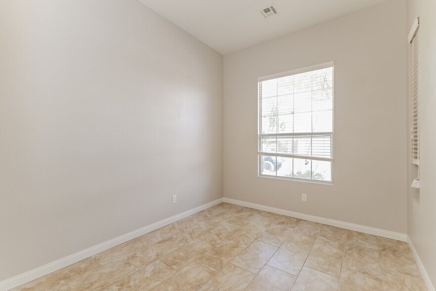 Building Photo - 7121 Wonderberry St