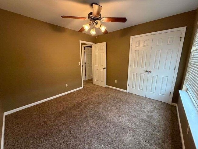 Building Photo - 2473 Capella Cir SW