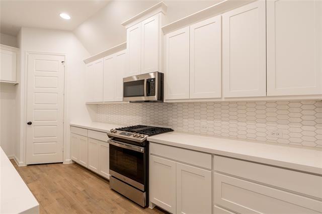 Building Photo - 4148 Hudson St