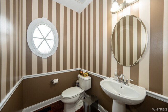 Building Photo - 5024 Woodway Ct