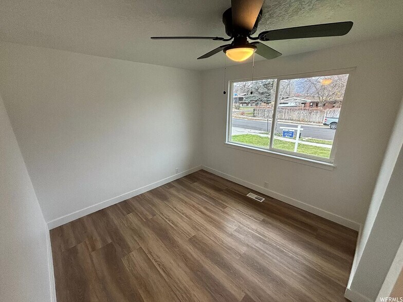 Building Photo - 3744 S 810 E