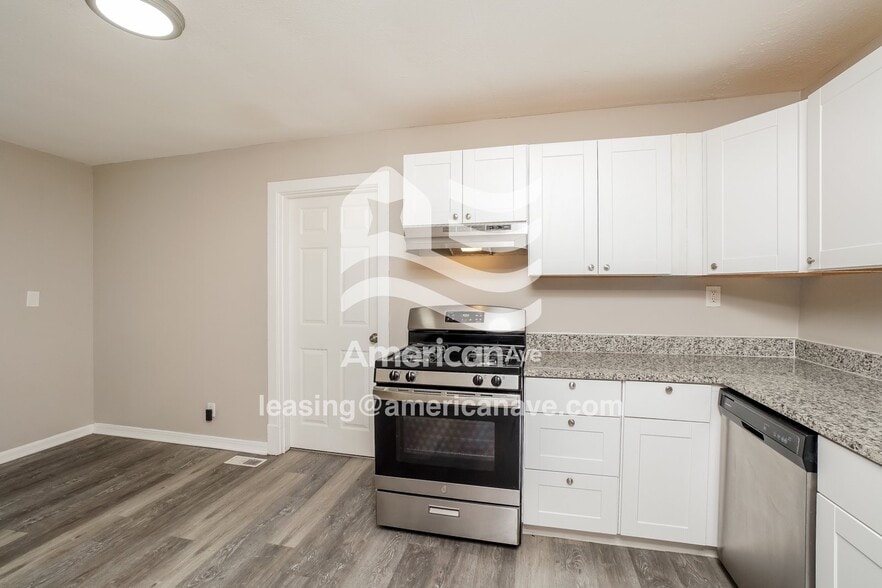 Building Photo - 1614 Arling Ave