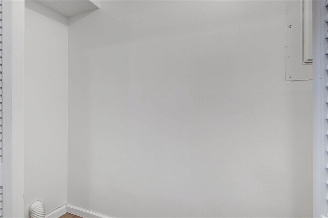 Building Photo - 2150 Spoleto Lane Apt #B3, North Charlesto...