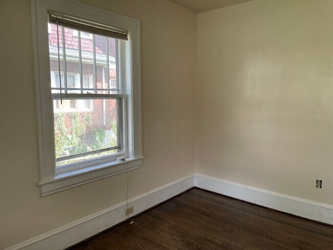 Building Photo - 2324 Orange Ave NW
