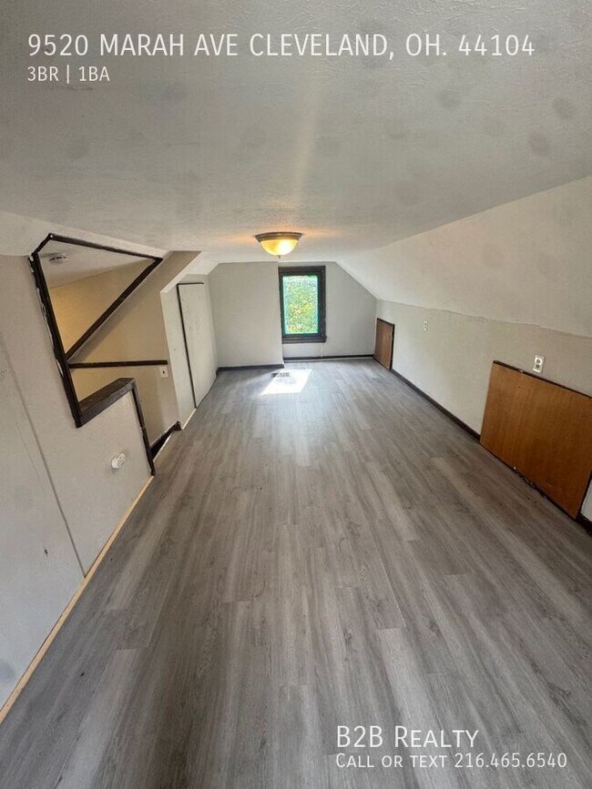 Building Photo - 9520 Marah Ave