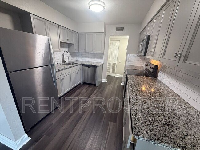 Primary Photo - 4307 S Semoran Blvd