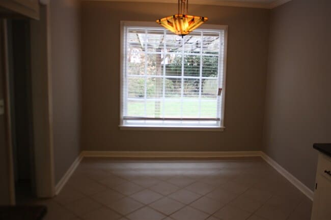 Building Photo - 1833 Greensprings Ln