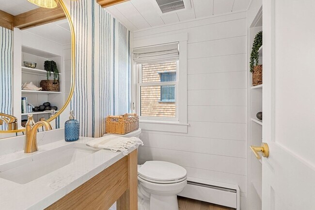 Building Photo - 118 Northern Blvd