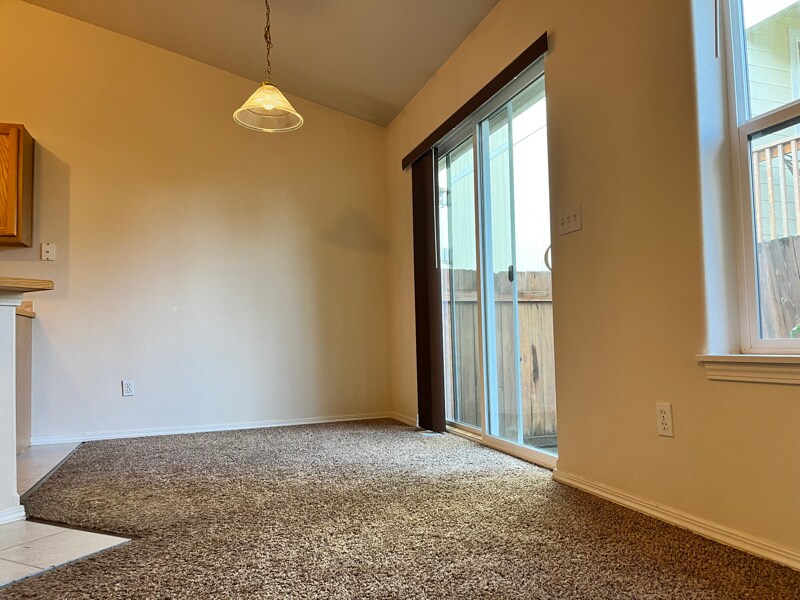 Building Photo - 312 G St SW