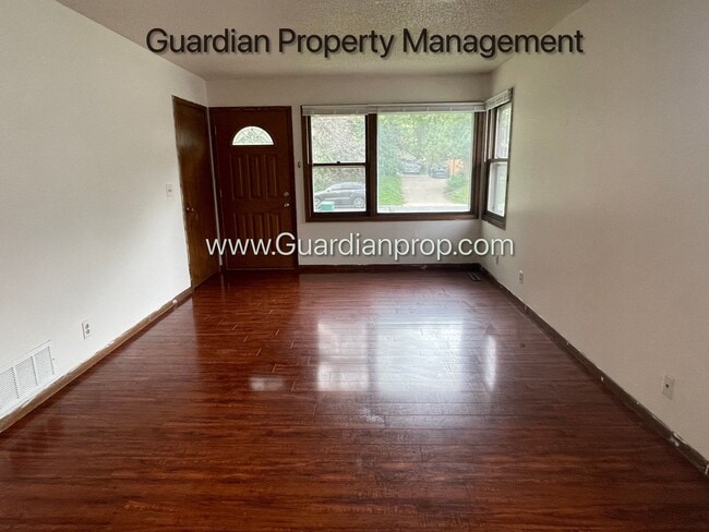 Building Photo - Columbia Heights Side By Side Duplex, Atta...
