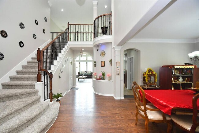 Building Photo - 6027 Opal Crest Ln