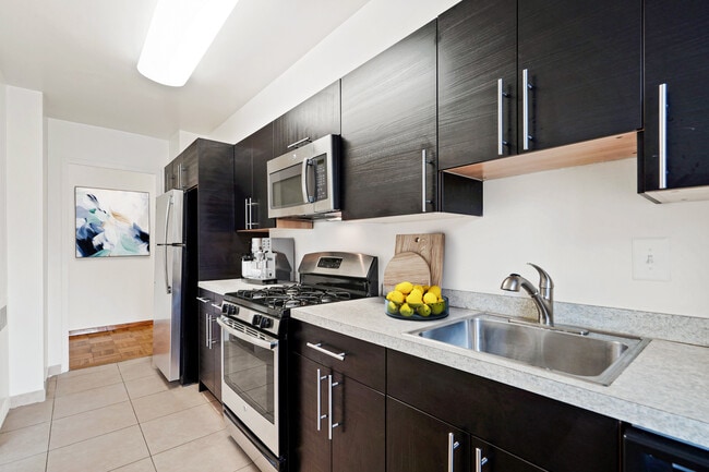 Building Photo - Brandywine Apartments