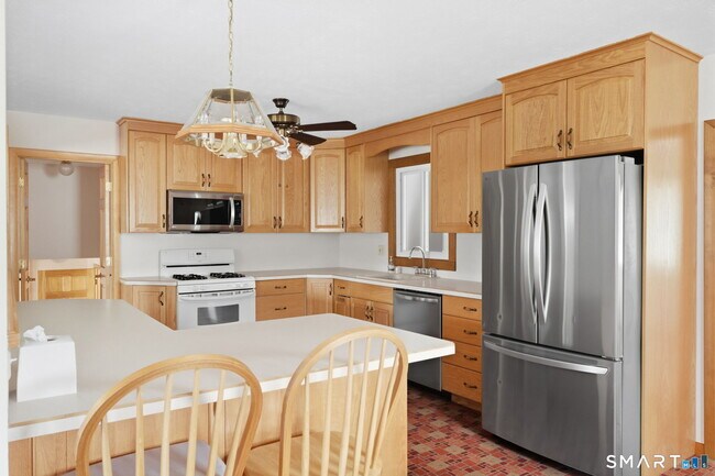 Building Photo - 29 Lowery Dr