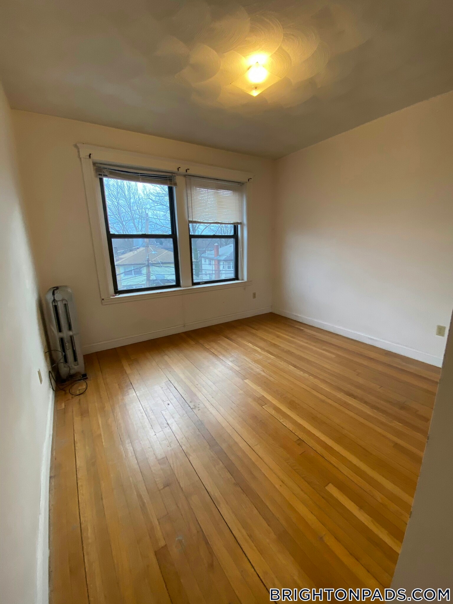 Building Photo - 17 Cummings Rd