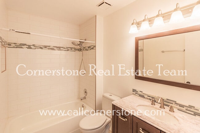 Building Photo - 1510 Tealwood Ct