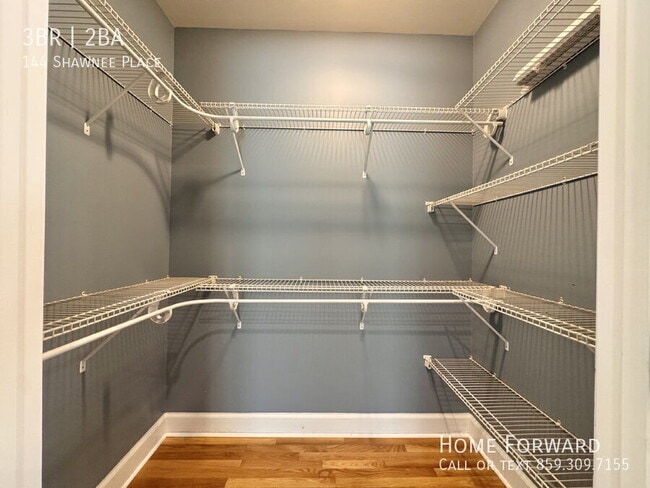 Building Photo - 144 Shawnee Pl