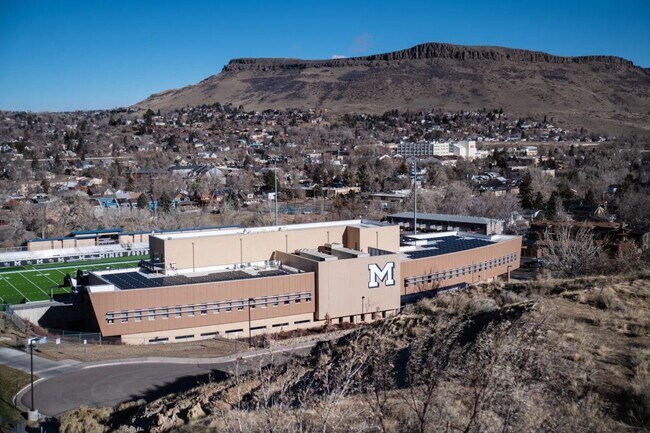 Building Photo - Chic One-Bedroom Getaway in Golden – Comfort, Style & Colorado Adventure!