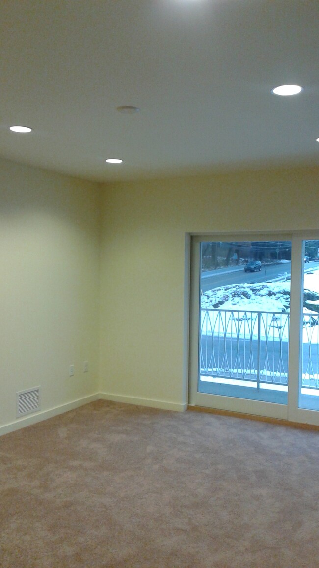 Living Room with balcony - 1600 Church Rd