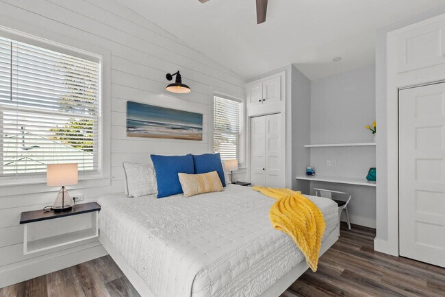 Building Photo - 95 Cobia St